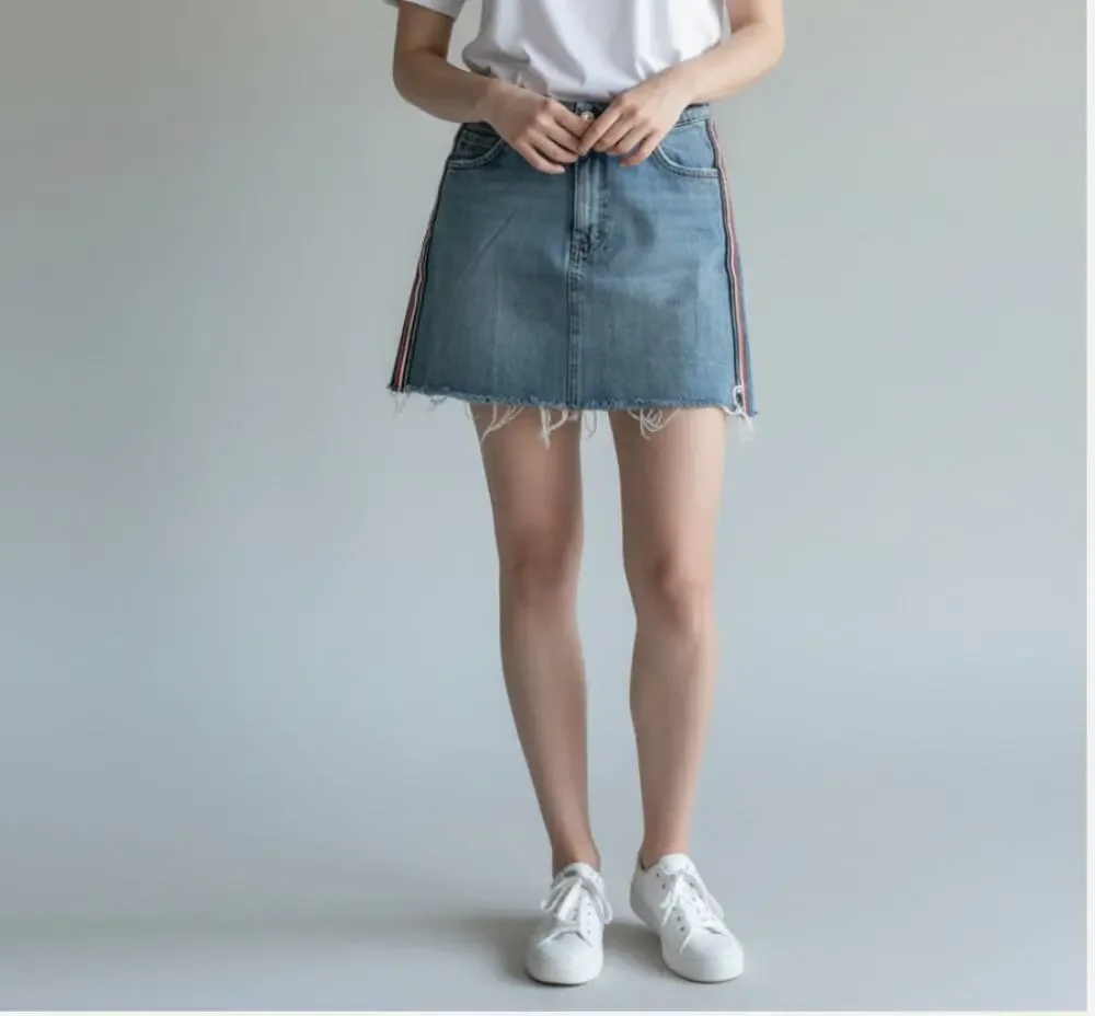 TOPSHOP MOTO Women's Denim Mini Skirt Size 4